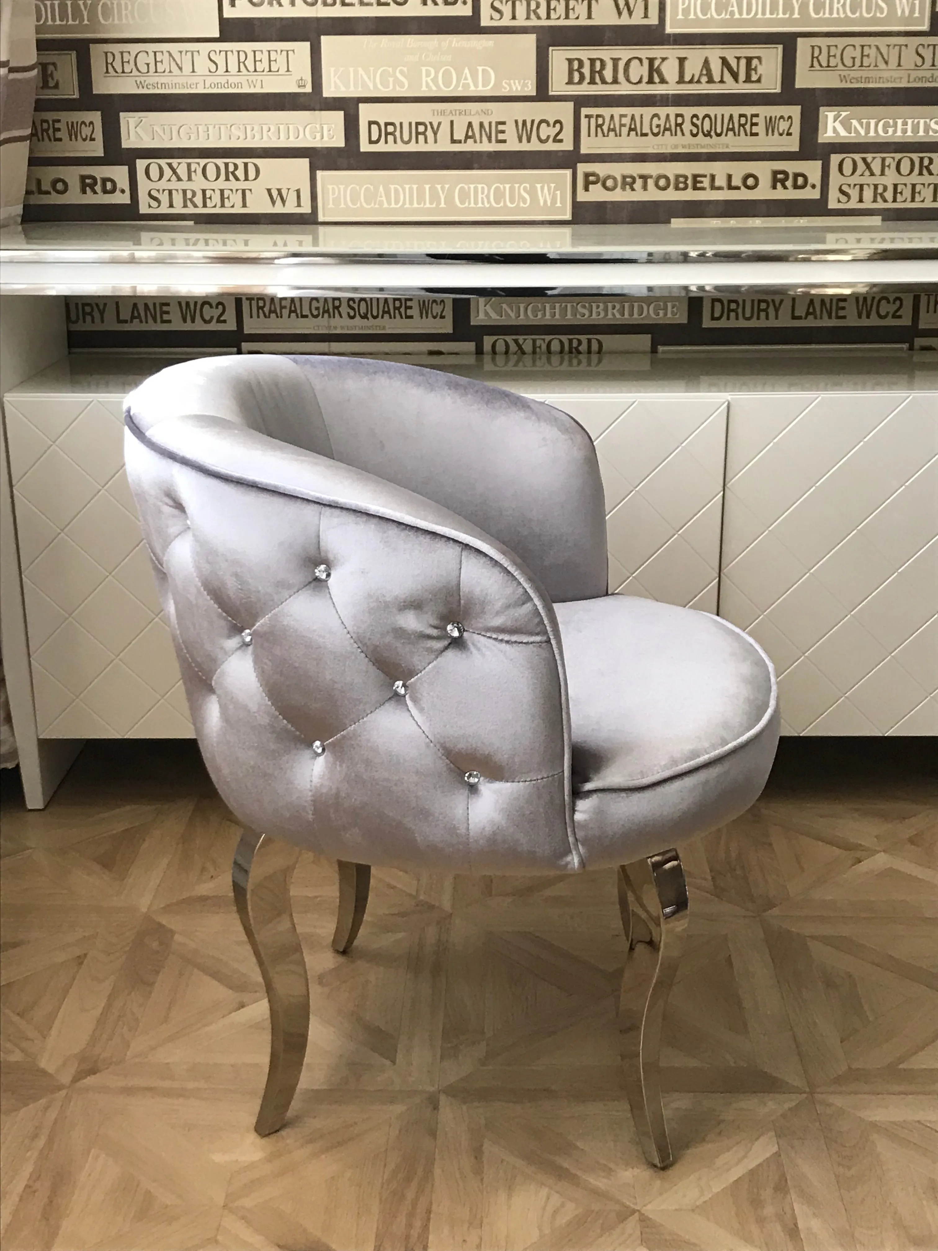 Silver Luxury Diamante Buttoned Crystal Style Armchair